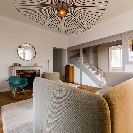 Apartmán Coast Keyweek Duplex In The Center With Sea View