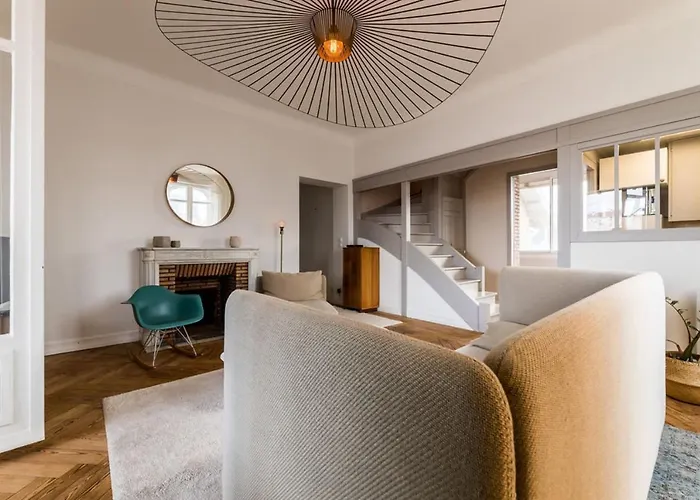 דירה Coast Keyweek Duplex In The Center With Sea View